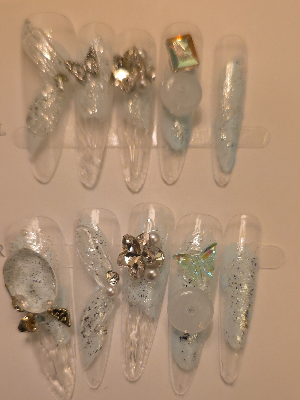 Light Blue Iridescent Crystal Accent Press-On Nail Set Size Large